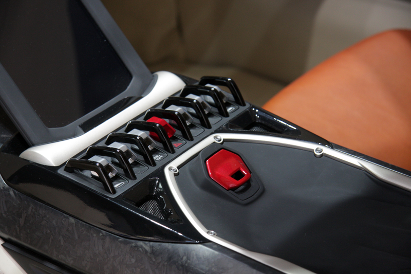 Illustration for article titled The Lamborghini Asterion Is Just As Beautiful On The Inside